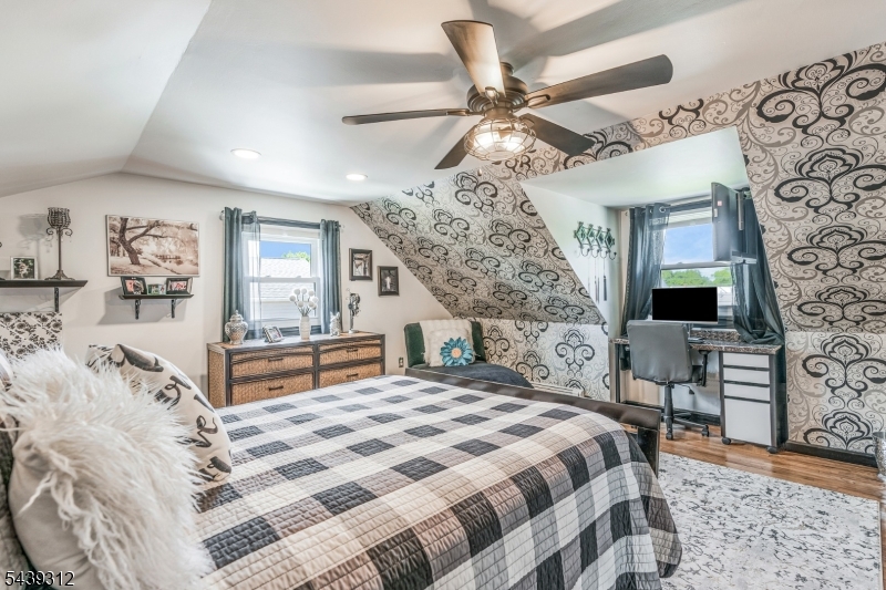 Seneca - Residential