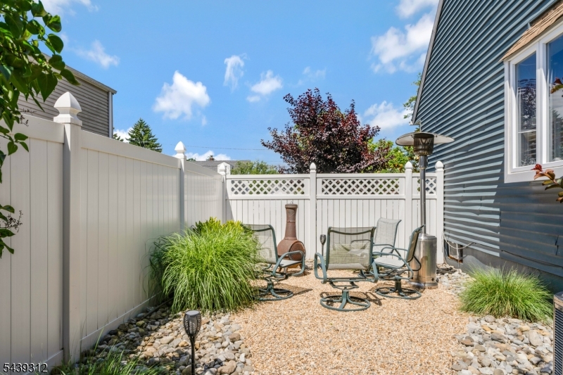 Seneca - Residential