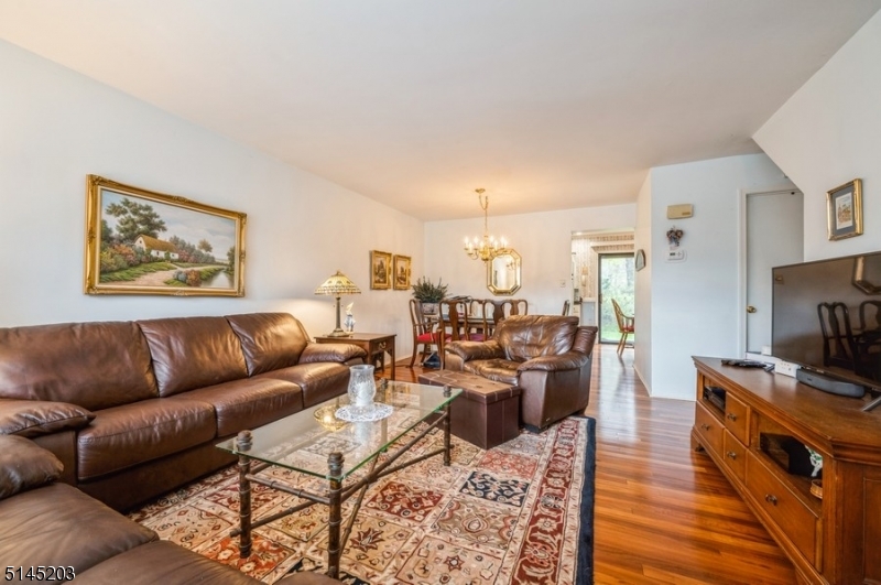 PANTHER VALLEY - Residential