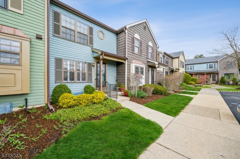 PANTHER VALLEY - Residential