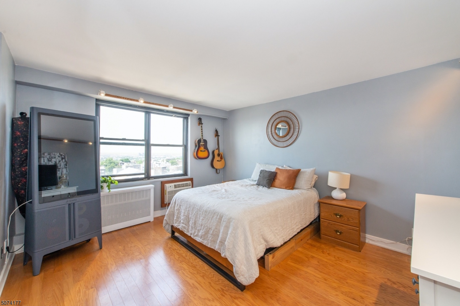 The Lenox Condo - Residential
