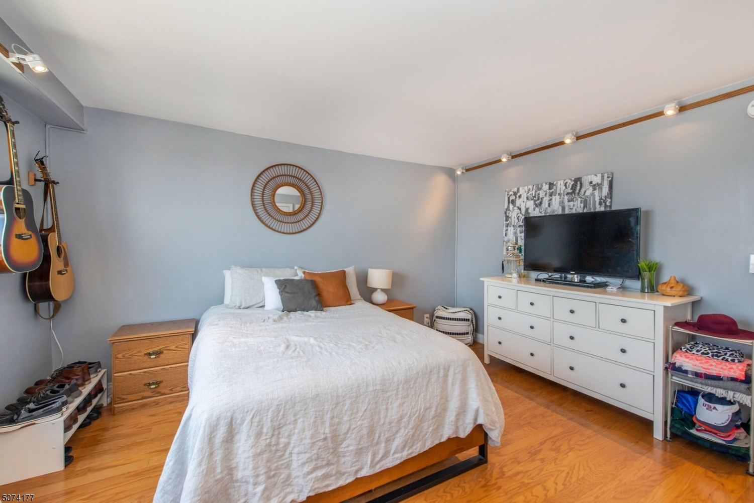 The Lenox Condo - Residential