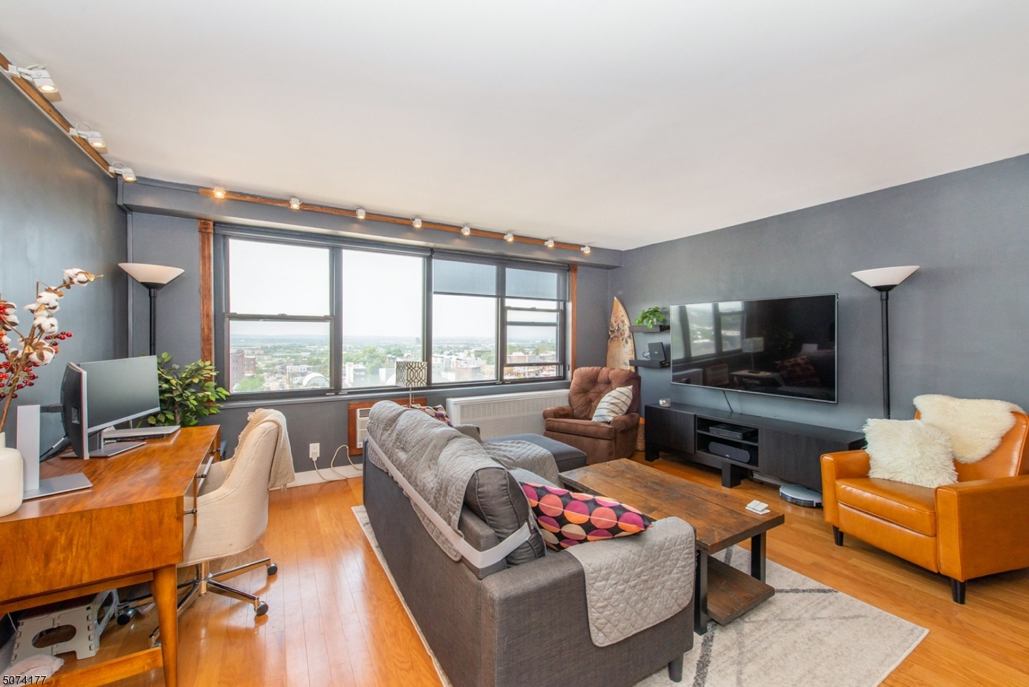 The Lenox Condo - Residential