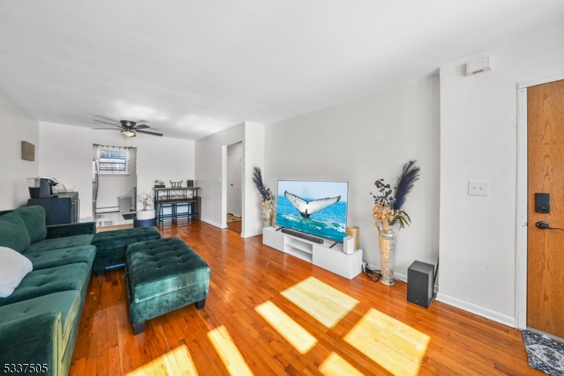 Carriage House - Residential