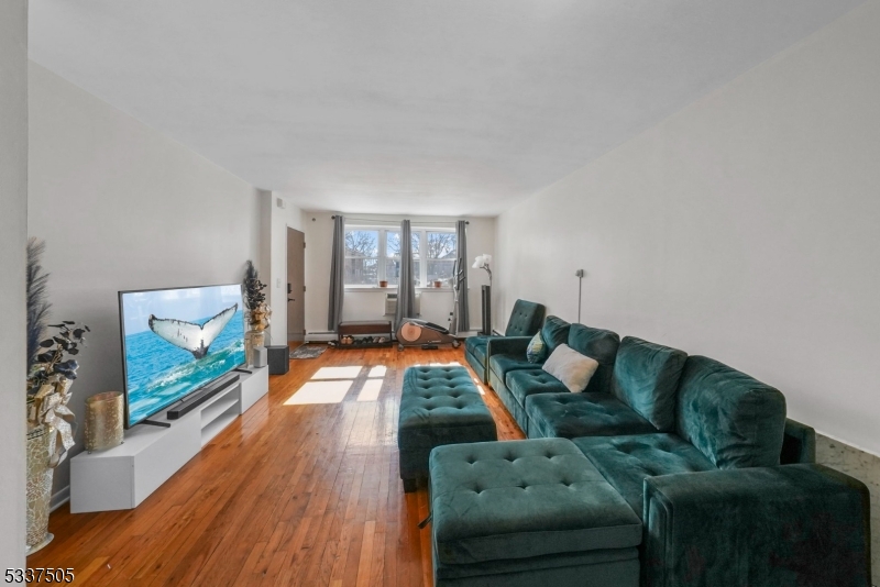 Carriage House - Residential