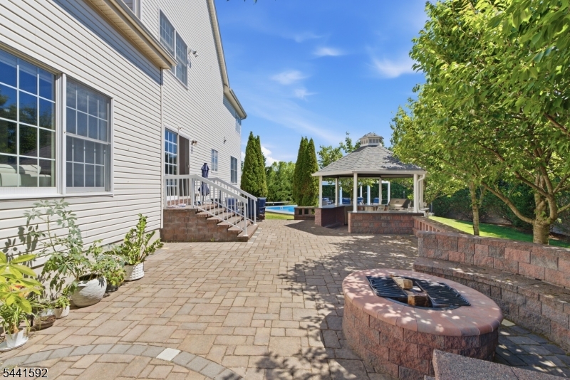 Country Classics - Residential