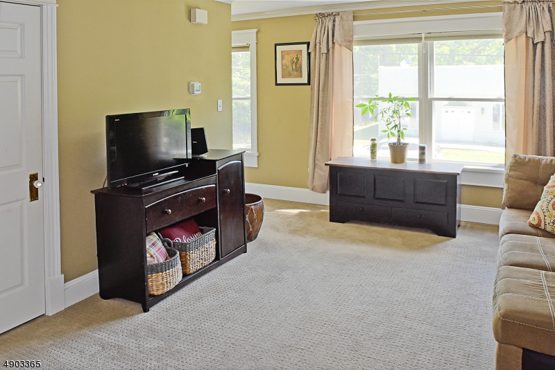 White Meadow Lake - Residential