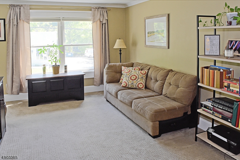 White Meadow Lake - Residential