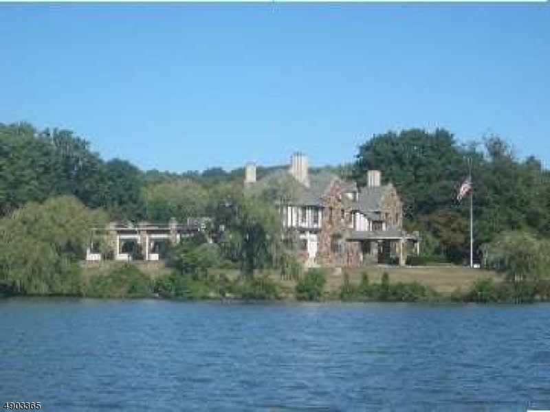 White Meadow Lake - Residential