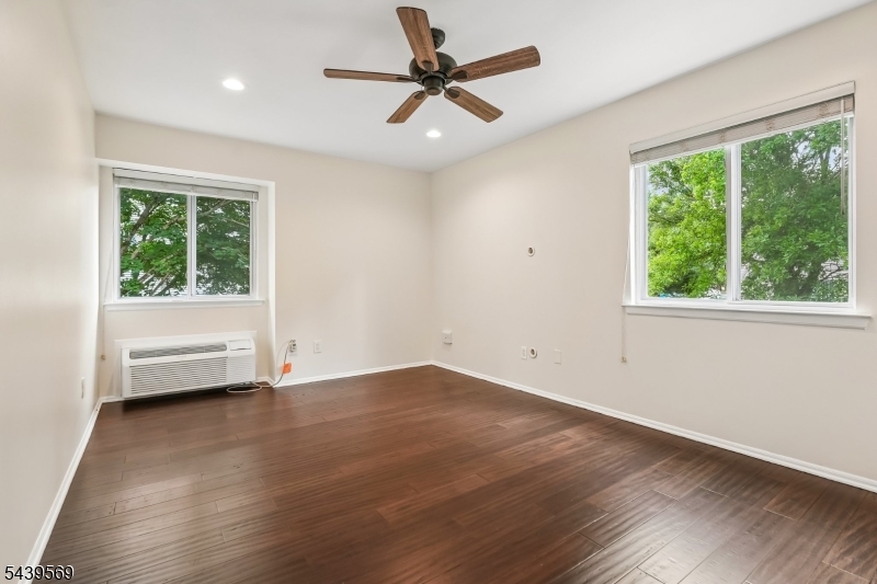 Trendmaker Homes North - Residential