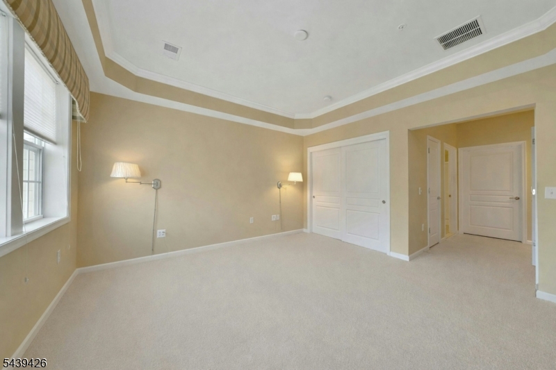 Condo/Coop/Townhouse - Residential