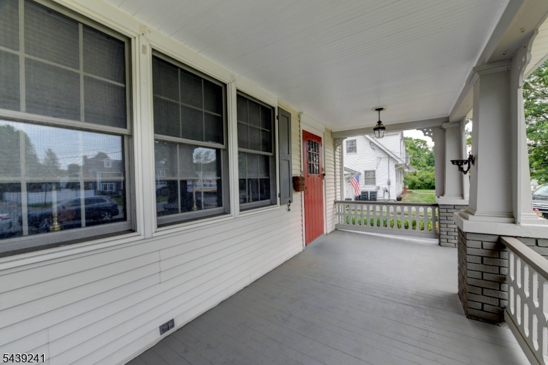 Pompton Plains - Residential