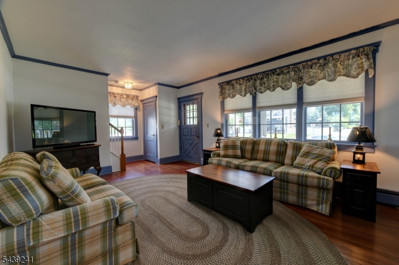 Pompton Plains - Residential