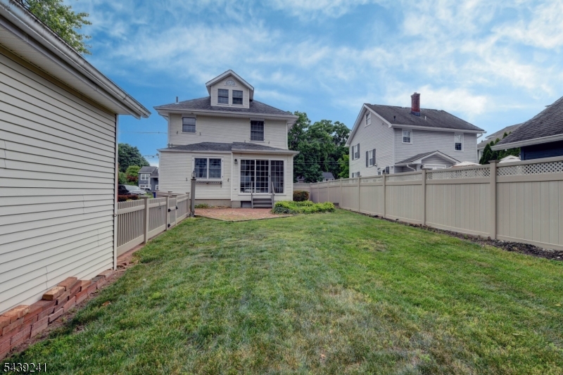 Pompton Plains - Residential