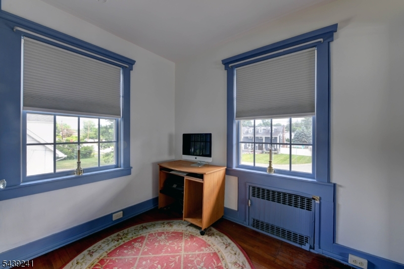 Pompton Plains - Residential