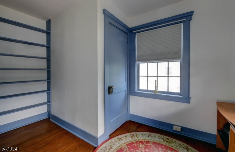 Pompton Plains - Residential