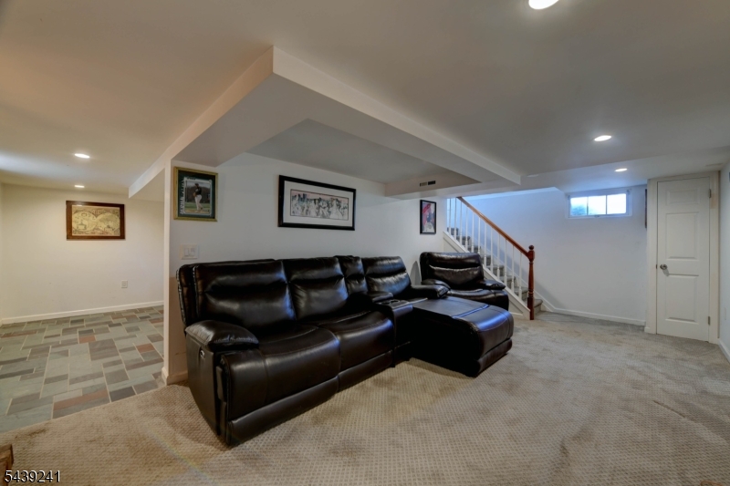 Pompton Plains - Residential