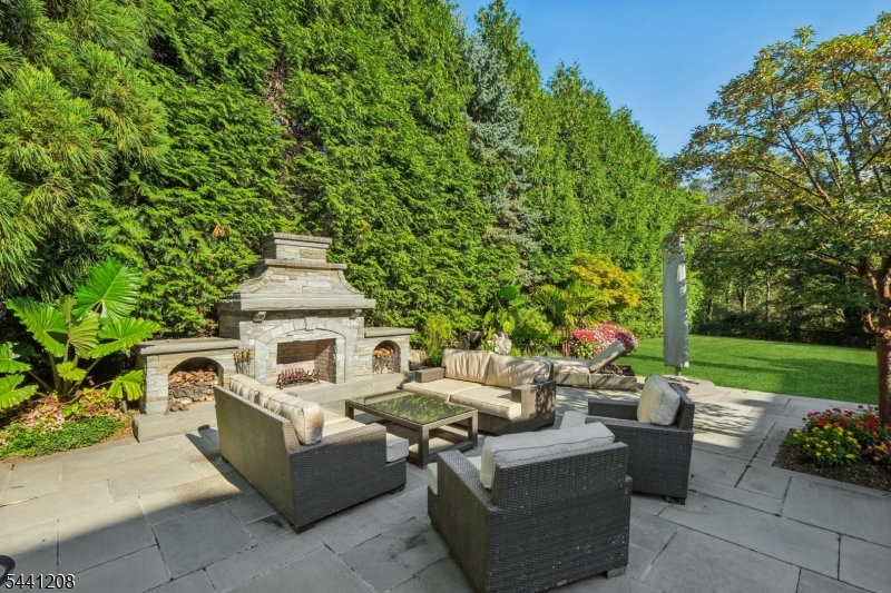 Bel Air - Residential