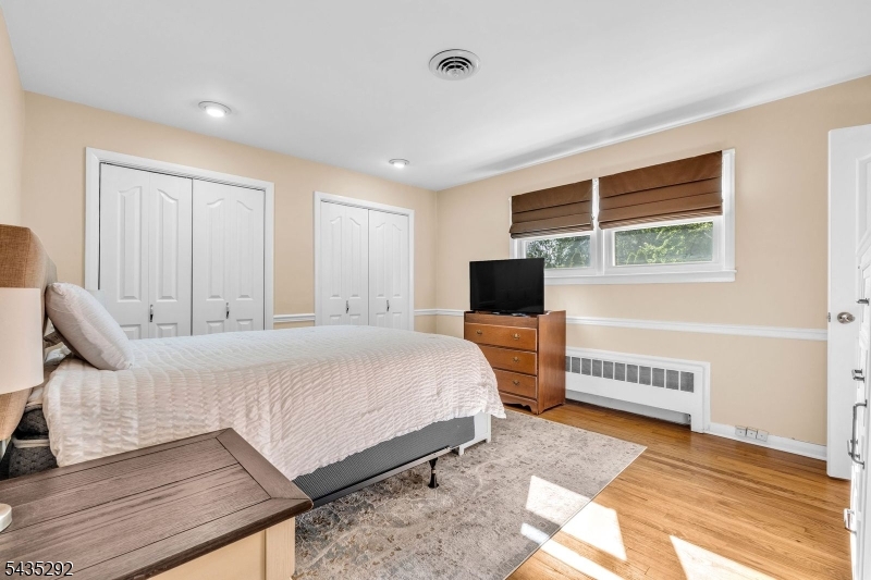 Packanack Woods - Residential