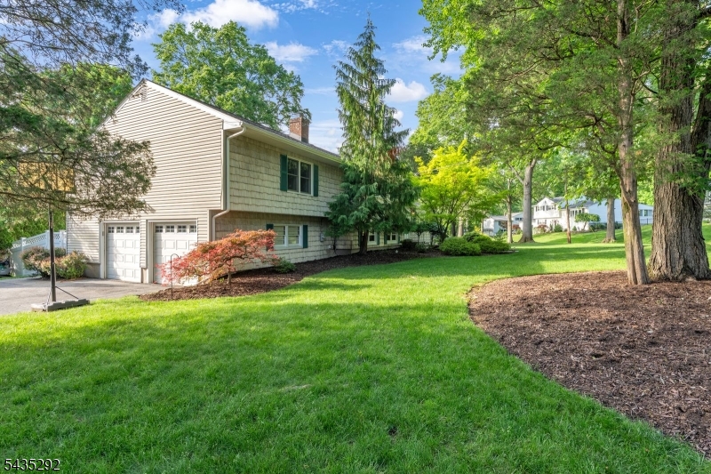 Packanack Woods - Residential