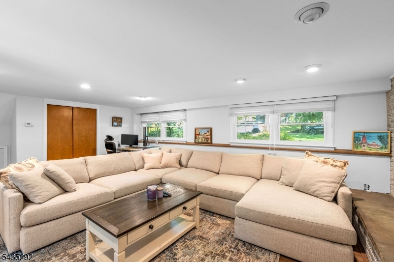 Packanack Woods - Residential