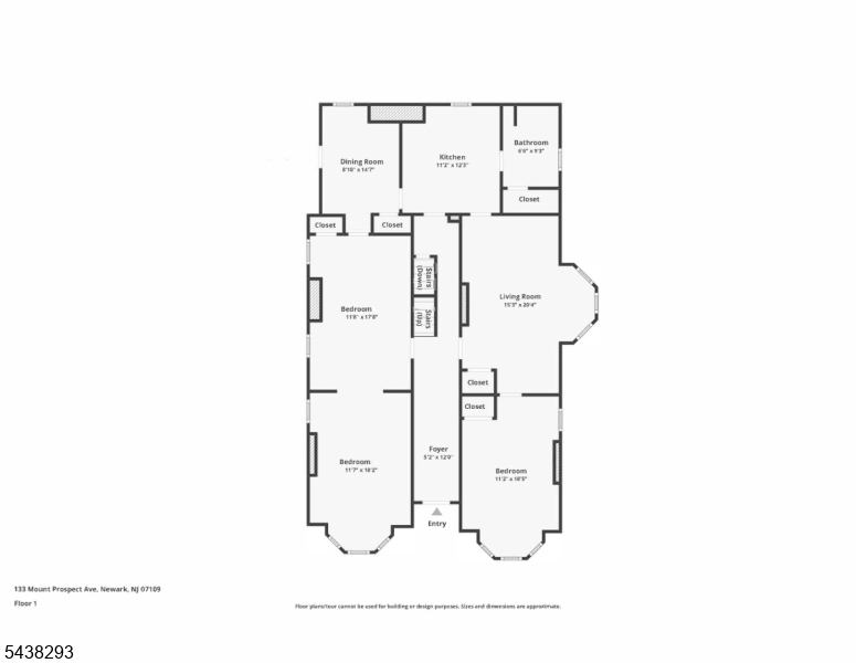 Main image without alt text