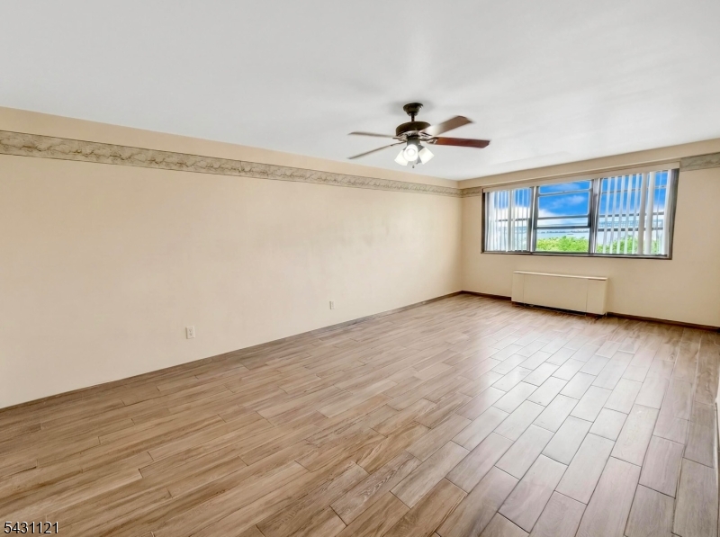 1225 JOHN F. KENNEDY - Residential