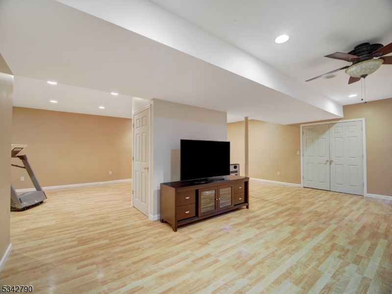 Hunters Ridge - Residential
