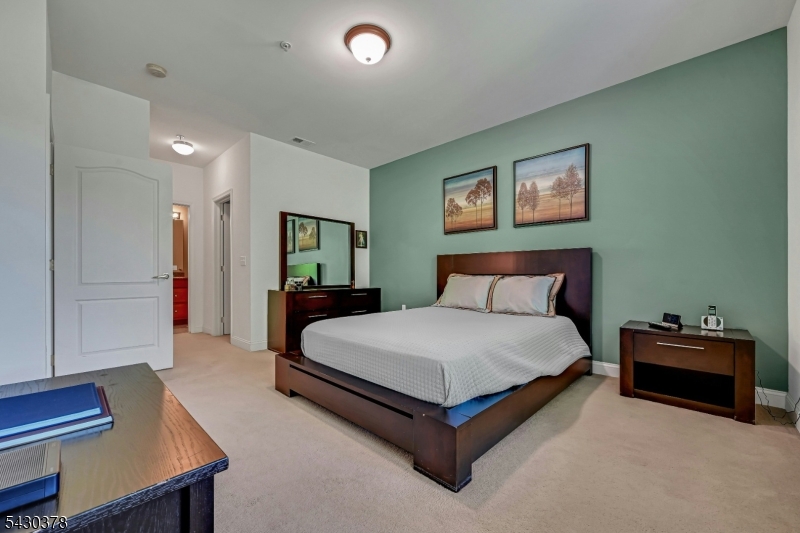 The Grande at Hanover - Residential