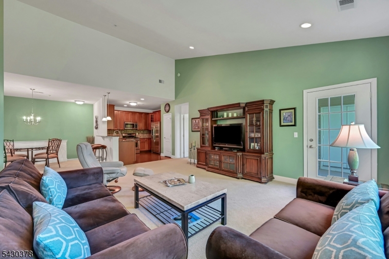 The Grande at Hanover - Residential
