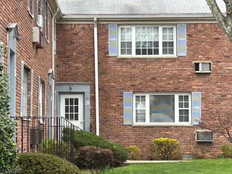 WEDGEWOOD GARDENS - Residential