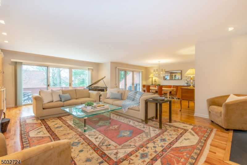Oak Trail Condominium - Residential