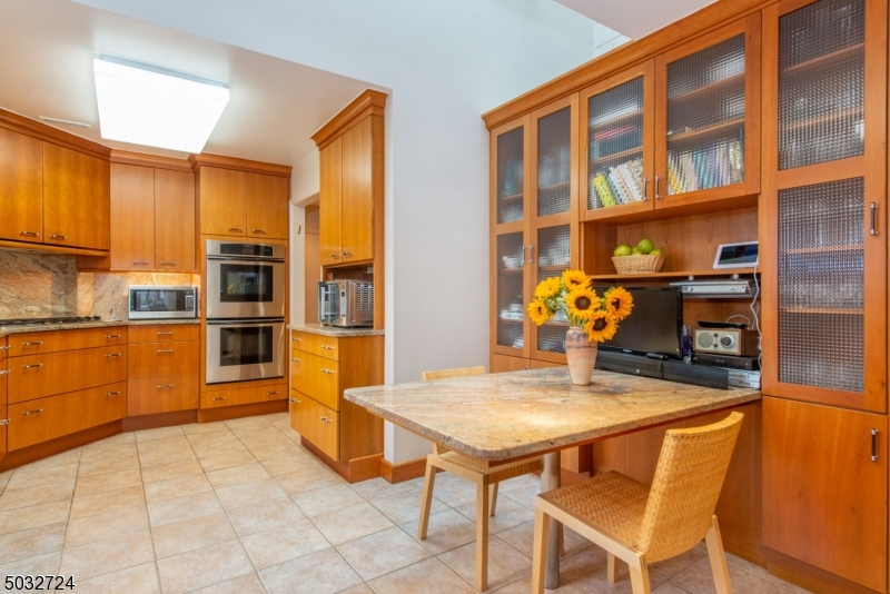 Oak Trail Condominium - Residential