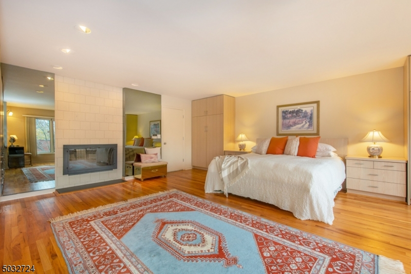 Oak Trail Condominium - Residential