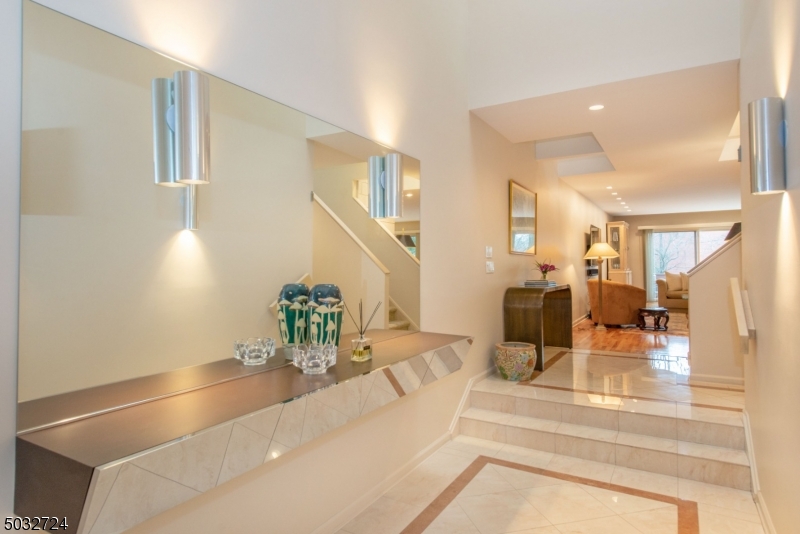 Oak Trail Condominium - Residential