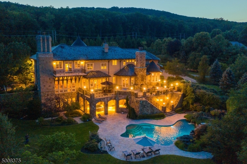 The Pond - Residential