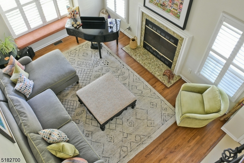 Knollcrest - Residential
