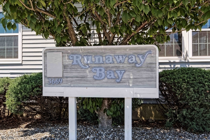 Runaway Bay - Residential