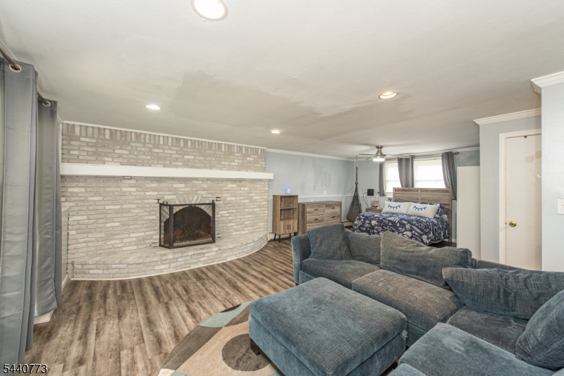 Shore Hills - Residential