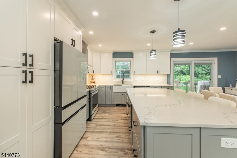 Shore Hills - Residential