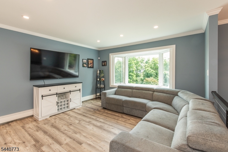 Shore Hills - Residential