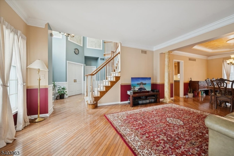 HUNTERDON RIDGE - Residential