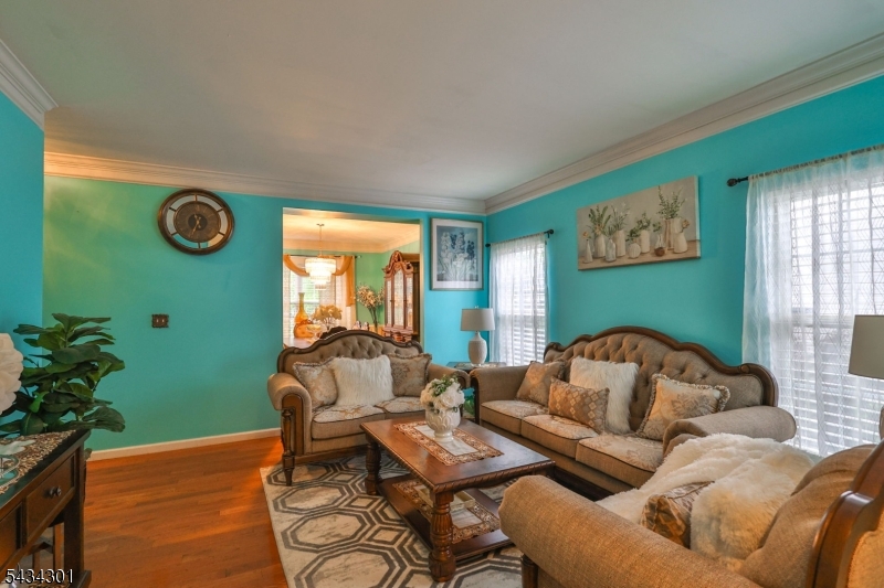 Greenwich Chase - Residential