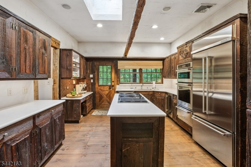 Pines Lake - Residential