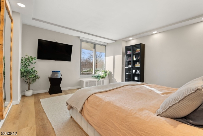 Claridge House One - Residential