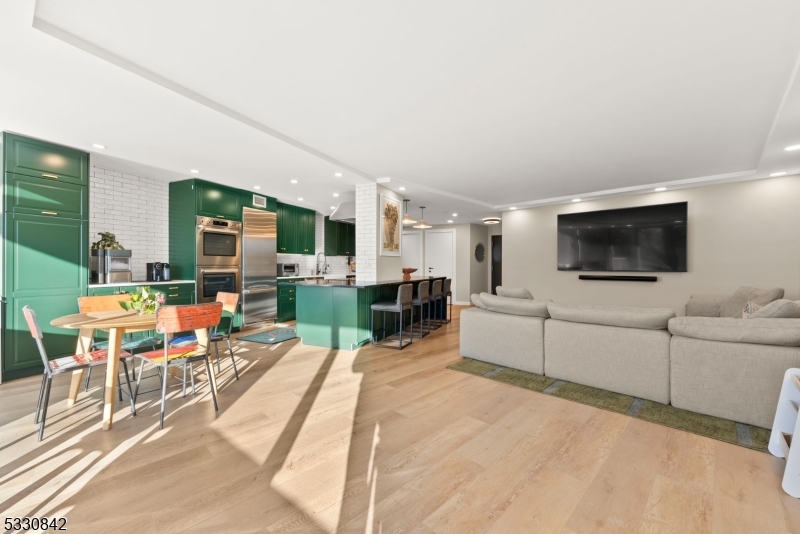 Claridge House One - Residential