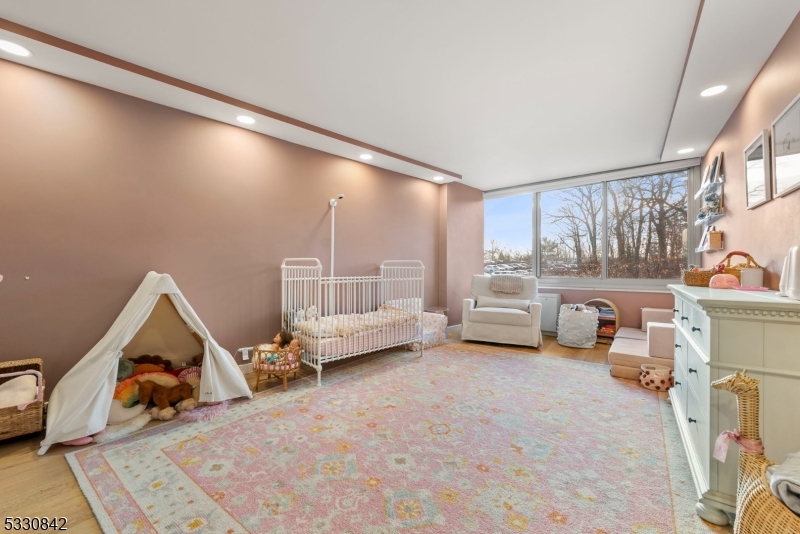 Claridge House One - Residential