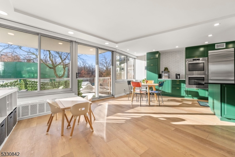 Claridge House One - Residential