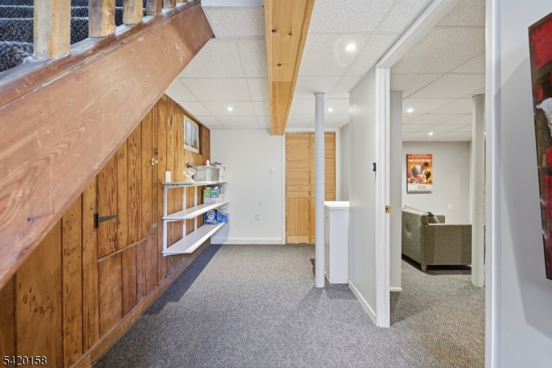 By Lincoln School - Residential