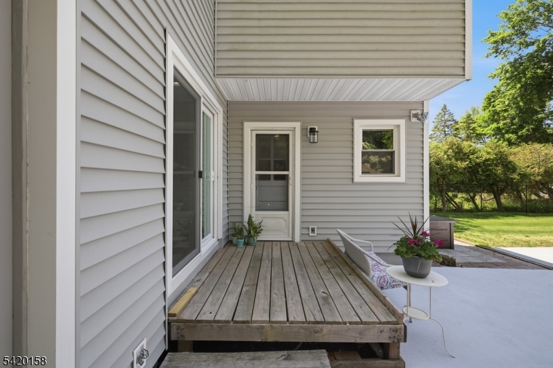 By Lincoln School - Residential